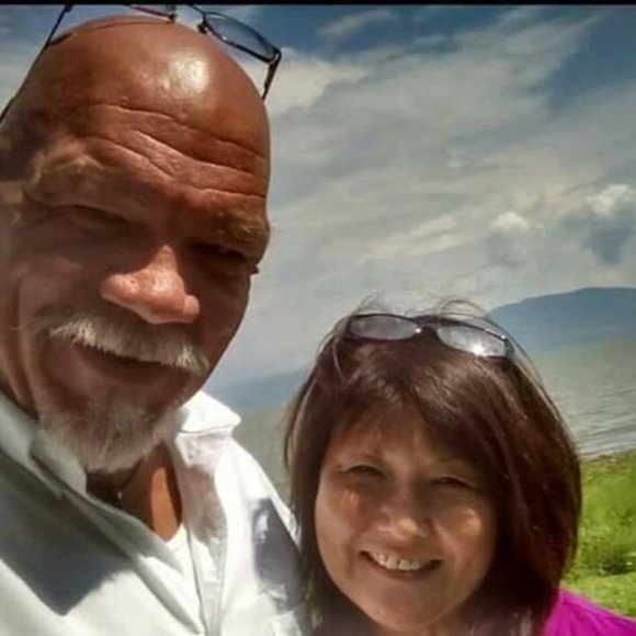 Meet your Poshers, Ken & Midori! - Picture 3 of 3